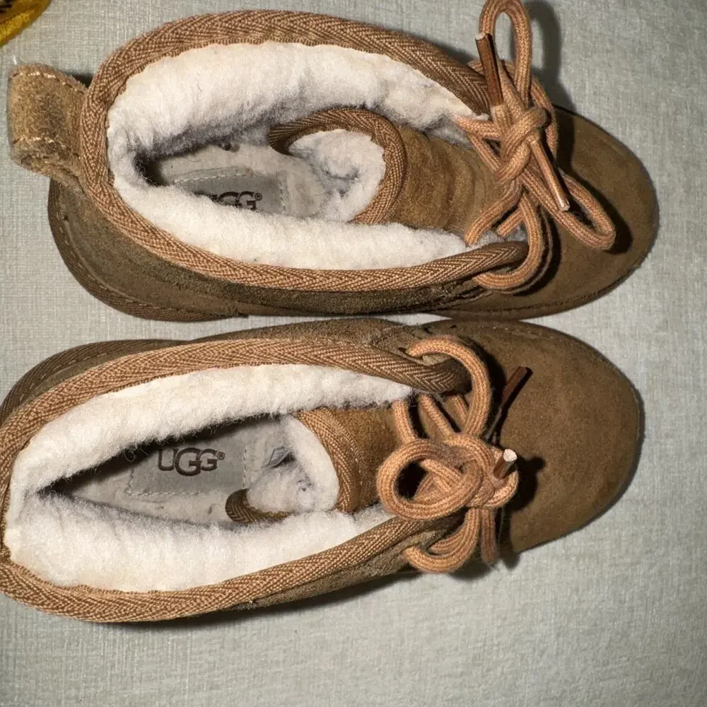 UGG Kids Neumel Ii Boots | Chestnut | 1017320K-CHE | Authentic Sz 5 EUC
